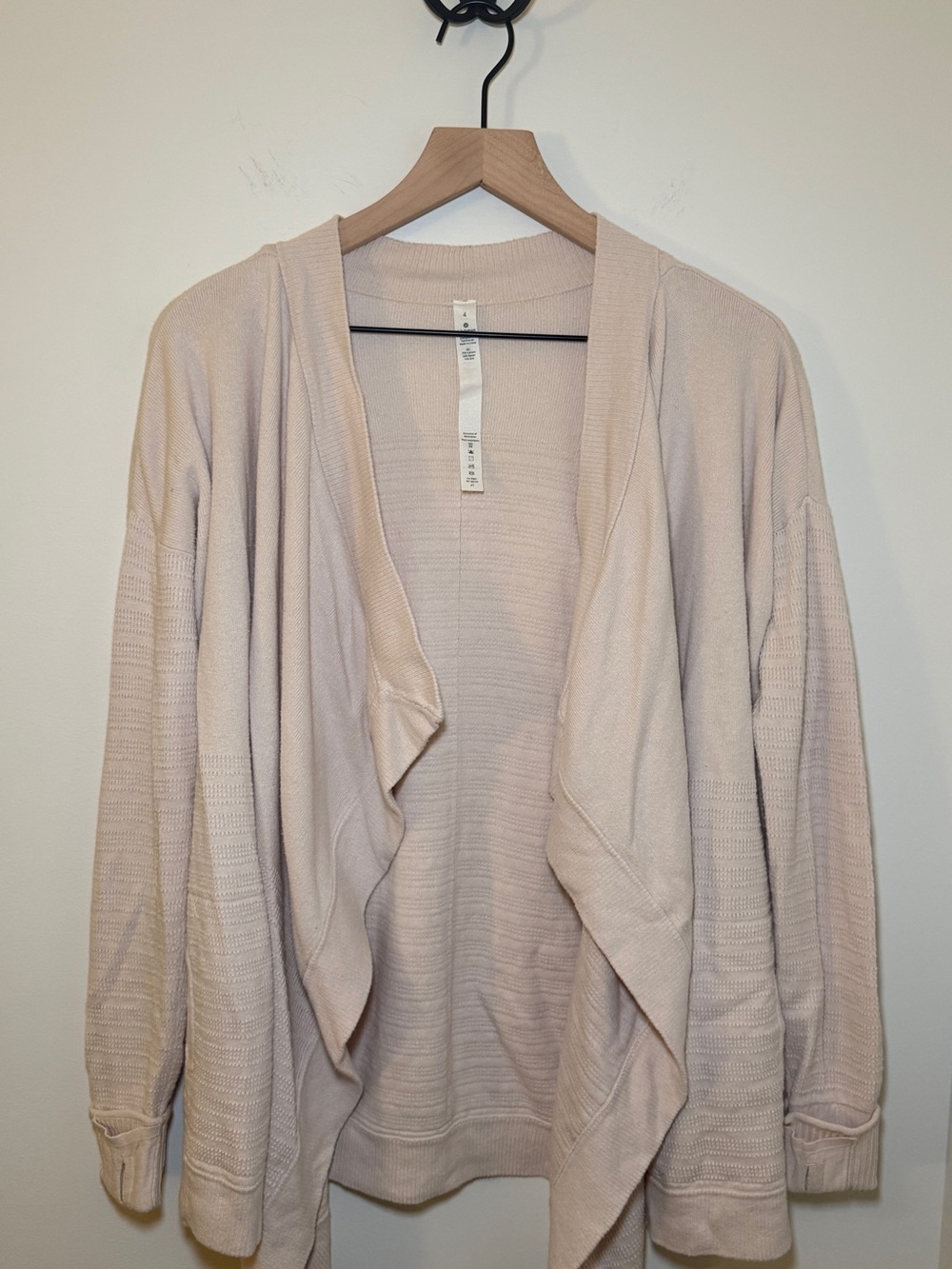 Lululemon Find Your Calm Open Front Wrap